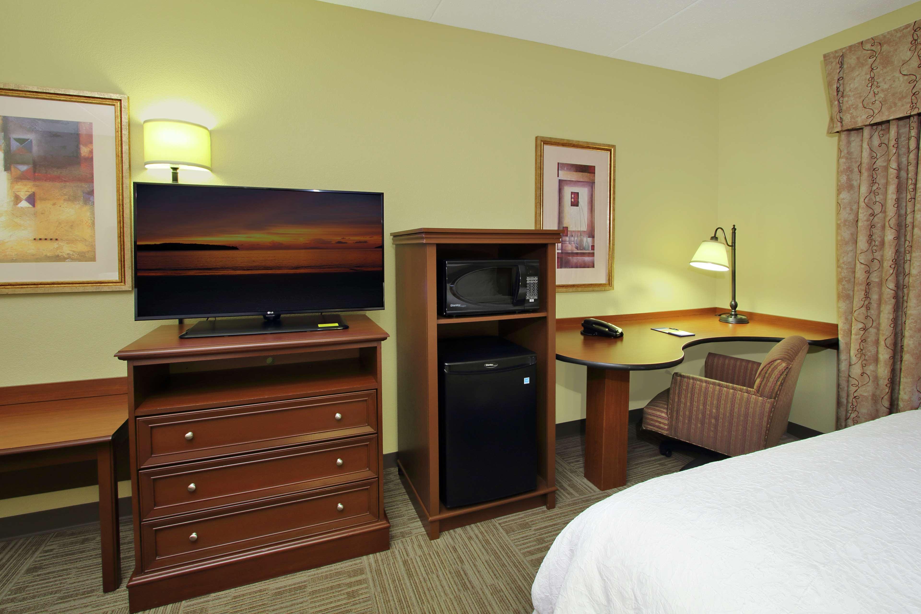 Hampton Inn & Suites Murray Exterior foto
